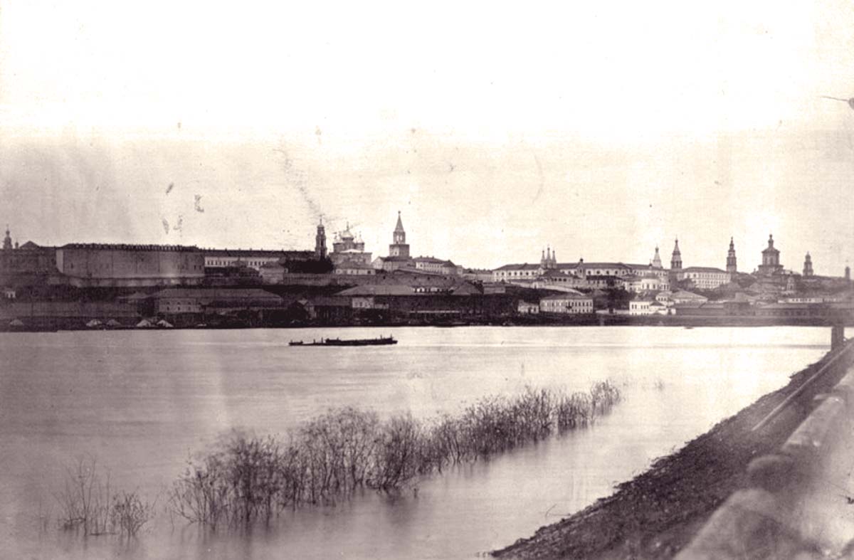 Кремль с дамбы, около 1880